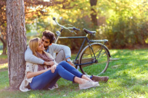 不倫(浮気)の平均期間は1年~3年!3年以上の22%も…不倫がズルズル続く理由って?